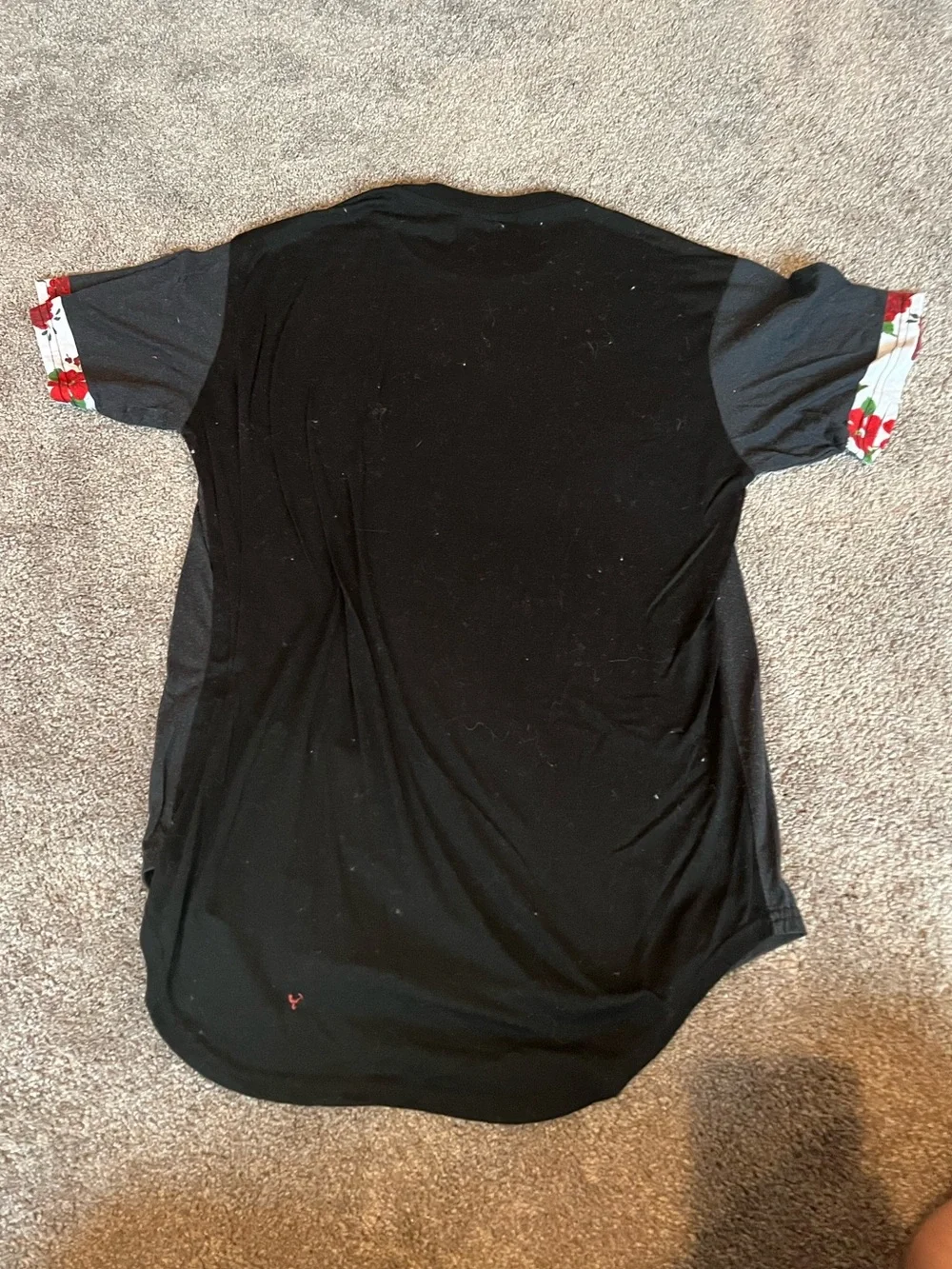 Authentic Topulation “Run for the Roses” Derby Tee, Large - Picture 4 of 4